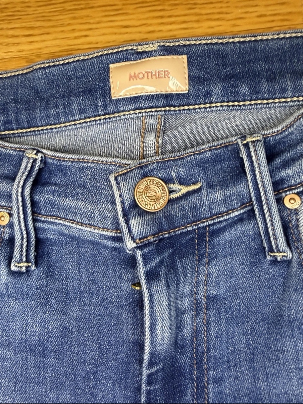 MOTHER The Lil Weekender Fray Jeans Sz 27 A Groovy Kind Of Love Flare Raw Hem - Picture 5 of 10
